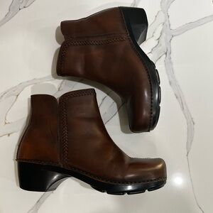 Dansko Scout Brown Leather Braided Trim Ankle Boot size 41
